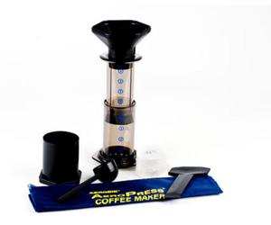 Aeropress kávékészítő hordozható táskában