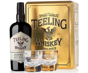 Teeling Small Batch ajándékcsomag aranyszínű dobozban 2 pohárral 0,7L 46%