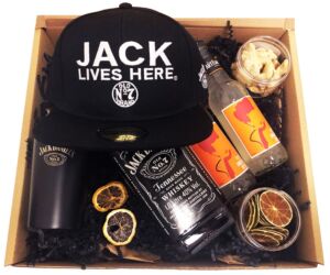 Jack Daniel Díszcsomag Jack Daniels Sapkával és Pohárral