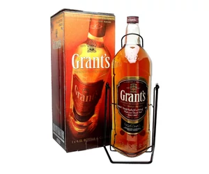 Grant's Whisky Family Reserve 3 literes Állvánnyal