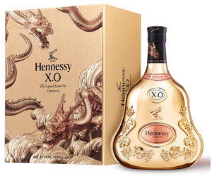 Hennessy XO Cognac Chinese New Year 2024 Limited Edition by Yang Yongliang 0,7L 40%