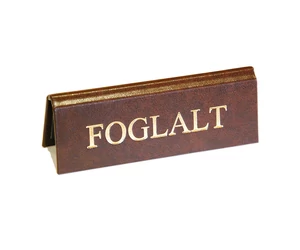 Foglalt tábla kicsi 113x40mm barna - arany felirattal