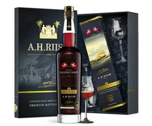 A.H. Riise Royal Danish Navy Rum 0,7 40% pdd. + 2 pohár