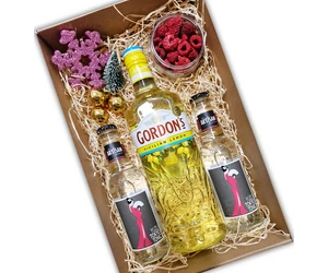 Karácsonyi Gordons Lemon ajándékcsomag díszdobozban