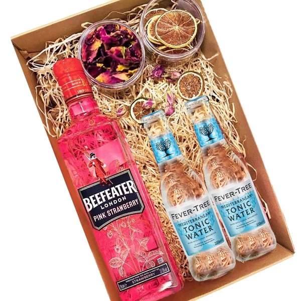 Beefeater Pink Gin Tonik szett Díszdobozban Ginfűszerrel