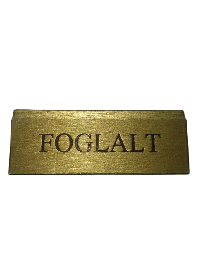 Foglalt tábla kicsi 113x40mm arany vászon - barna felirattal