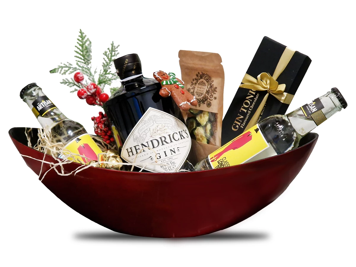 Karácsonyi Hendricks gin tonik szett dísztálban